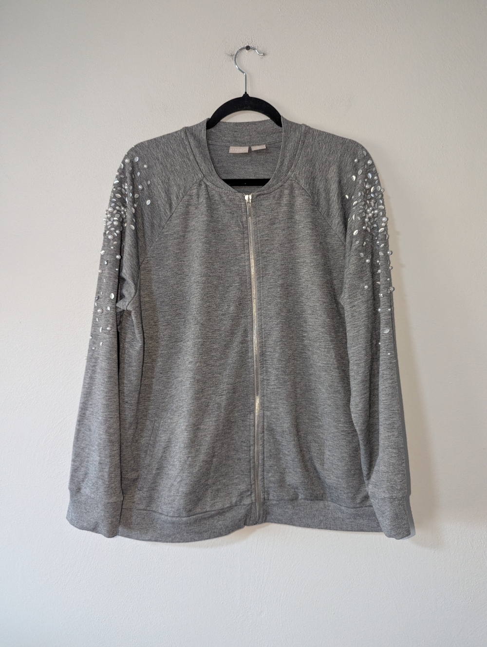 16 Chico's Zenergy Gray Embellished‎ Sleeve Zip Up Jacket